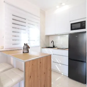 https://precioso-apartamento-anoreta-golf-con-piscina.1costadelsol.com